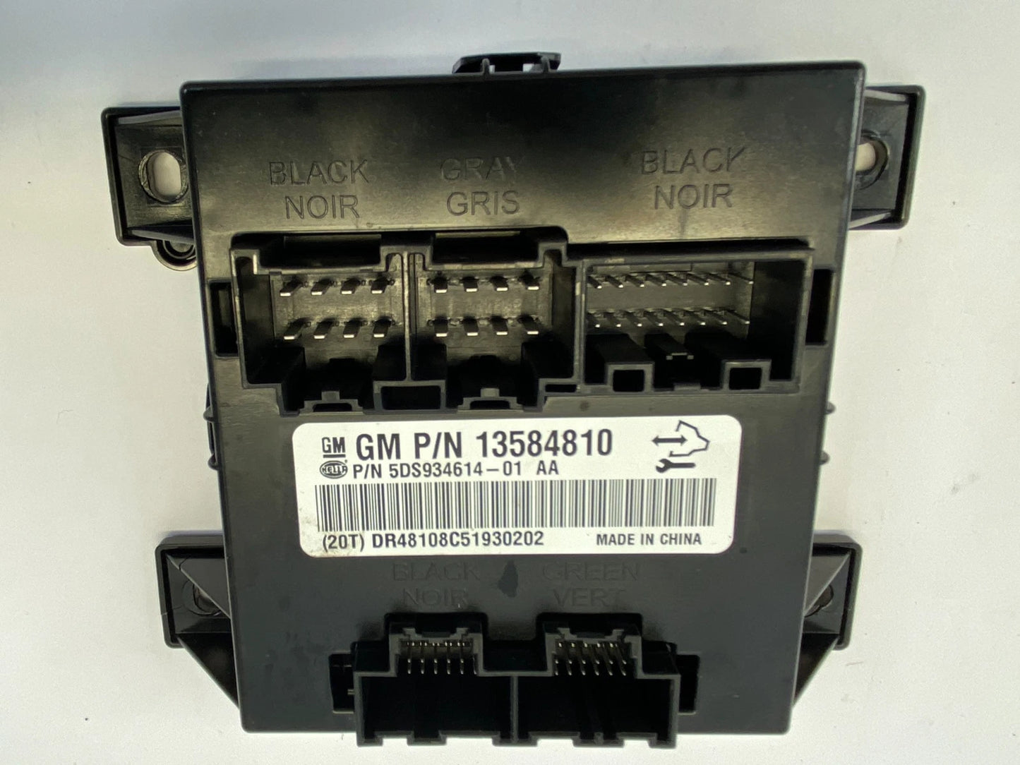 2010-2017 CHEVROLET EQUINOX POWER SEAT MEMORY CONTROL MODULE OEM 13584810