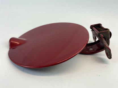 09-14 VW VOLKSWAGEN ROUTAN FUEL FILLER DOOR GAS TANK LID COVER PRH INFERNO RED