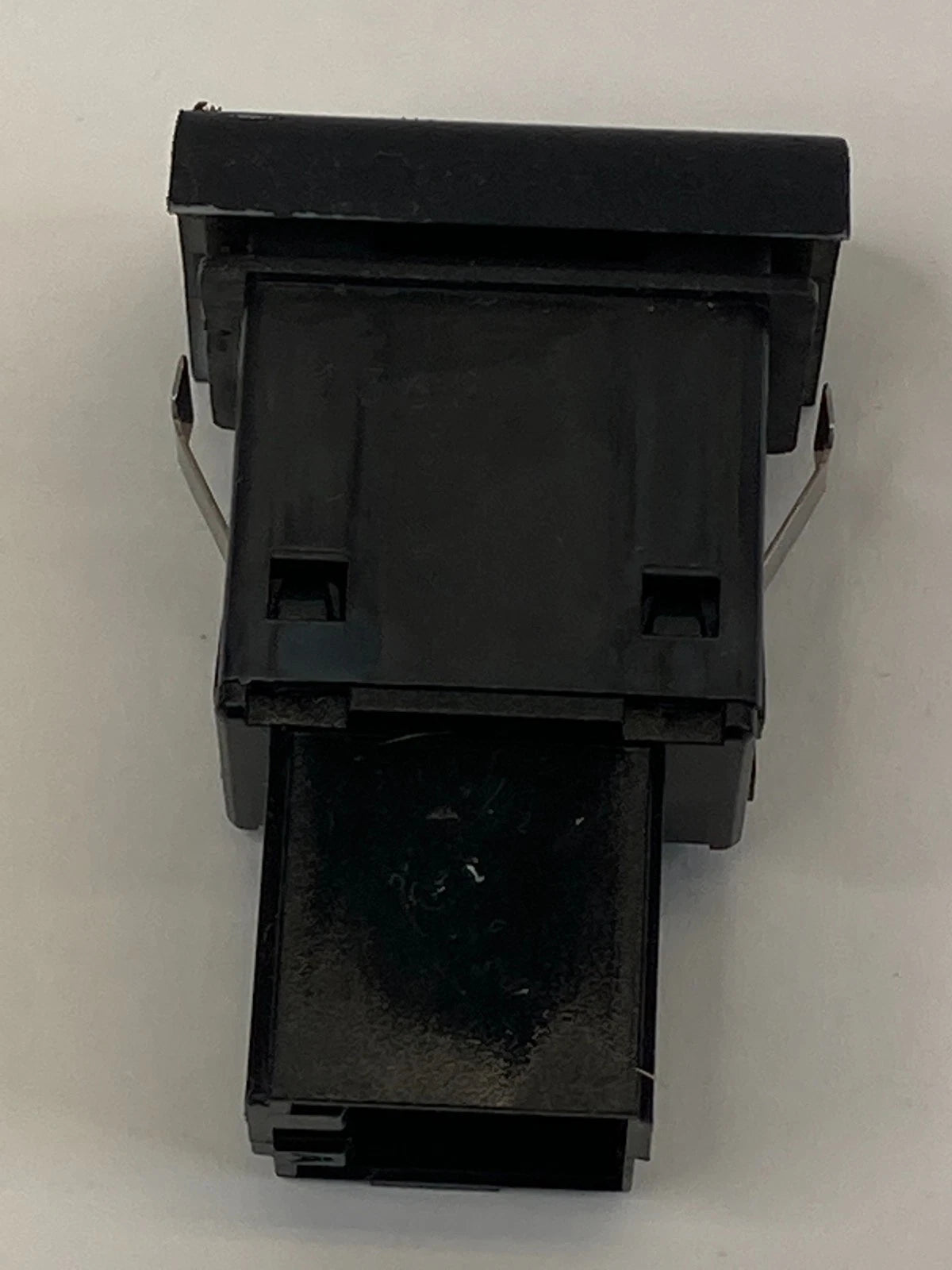 1999-2004 AUDI A6 QUATTRO ESP OFF STABILITY CONTROL SWITCH BUTTON 4B0-927-134-A