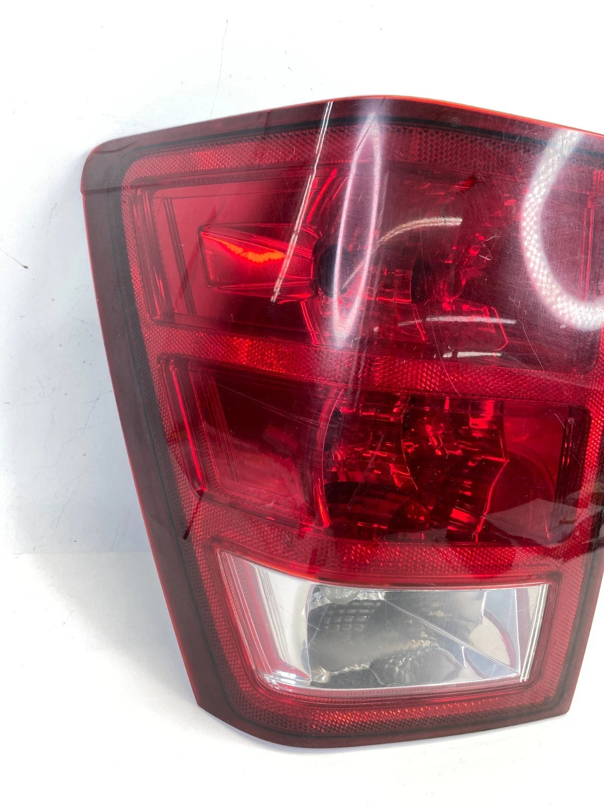2005 2006 JEEP GRAND CHEROKEE LEFT DRIVER TAIL LIGHT LAMP TAILLIGHT 55156615AD