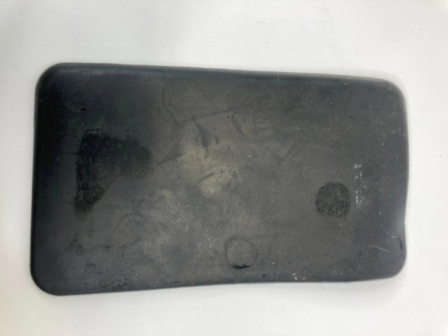 2003 04 05 2006 KIA SORENTO RUBBER DASH MAT INSERT PANEL COVER ASSEMBLY OEM
