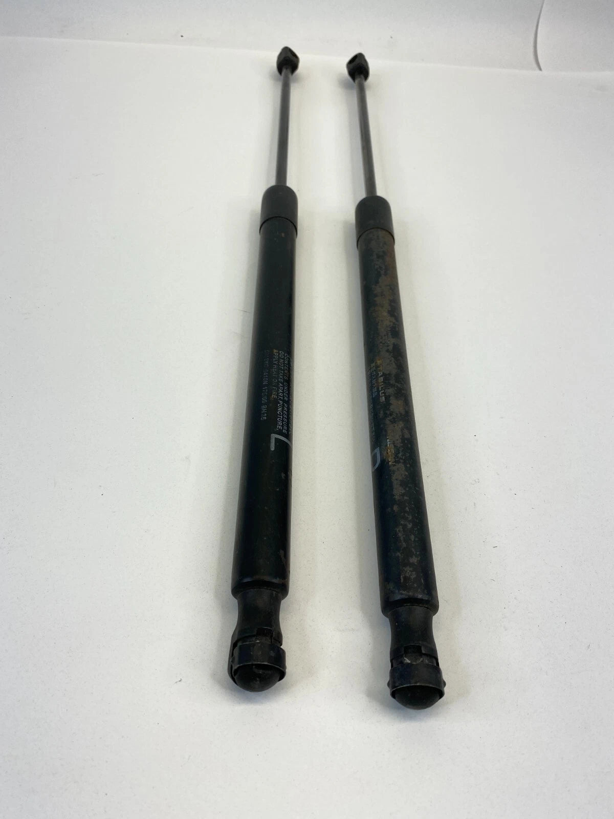 08-10 NISSAN ROGUE REAR LIFTGATE SHOCK STRUT LIFT CYLINDER SUPPORT 90450-JM00A