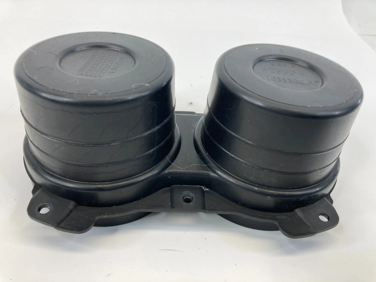 2008-2010 CHRYSLER 300 FLOOR CENTER CONSOLE CUP HOLDER CUPHOLDER 1163330DX9AC