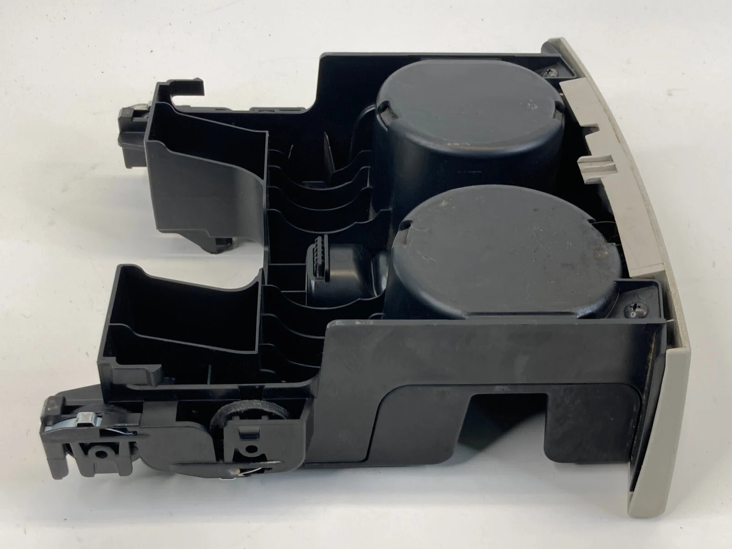 2009-2014 VOLKSWAGEN ROUTAN FRONT CENTER DASH LOWER CUP HOLDER CUPHOLDER ASSY