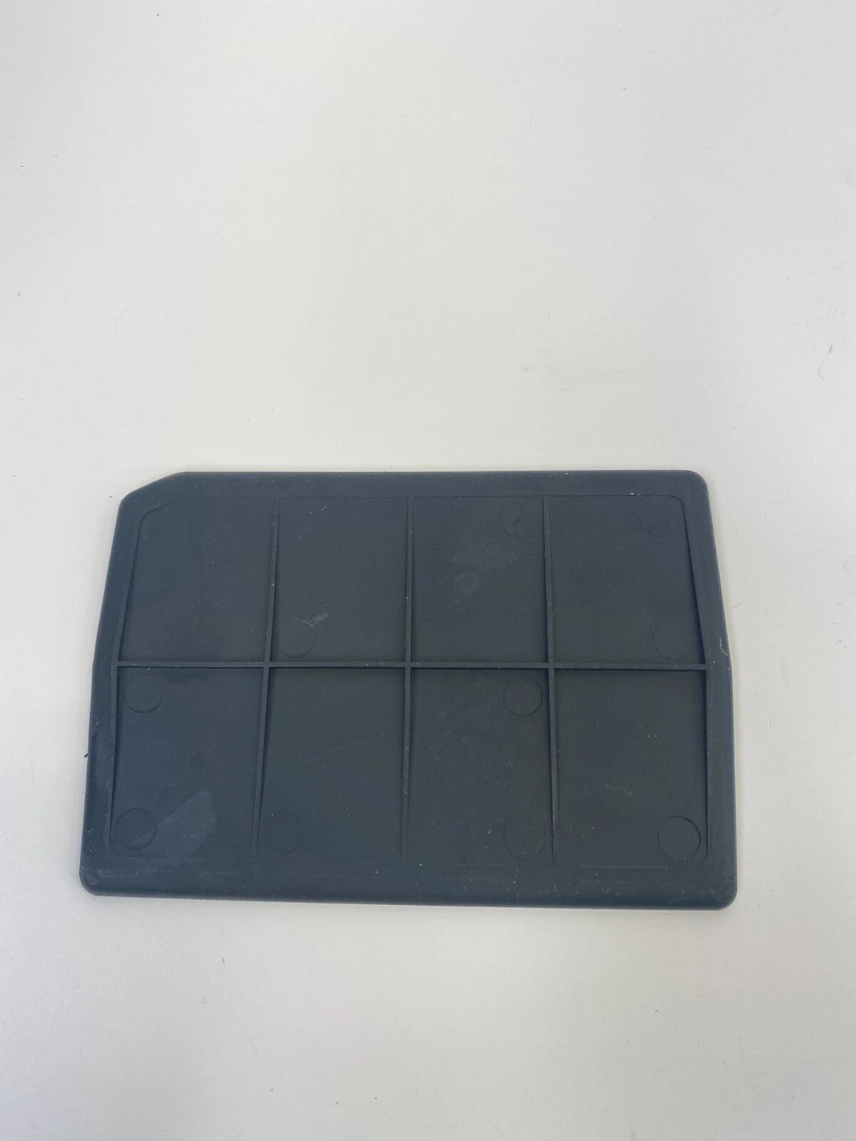 2007 2008 2009 SUZUKI XL-7 CENTER CONSOLE LINER CUBBY MAT INSERT AKM41749 OEM