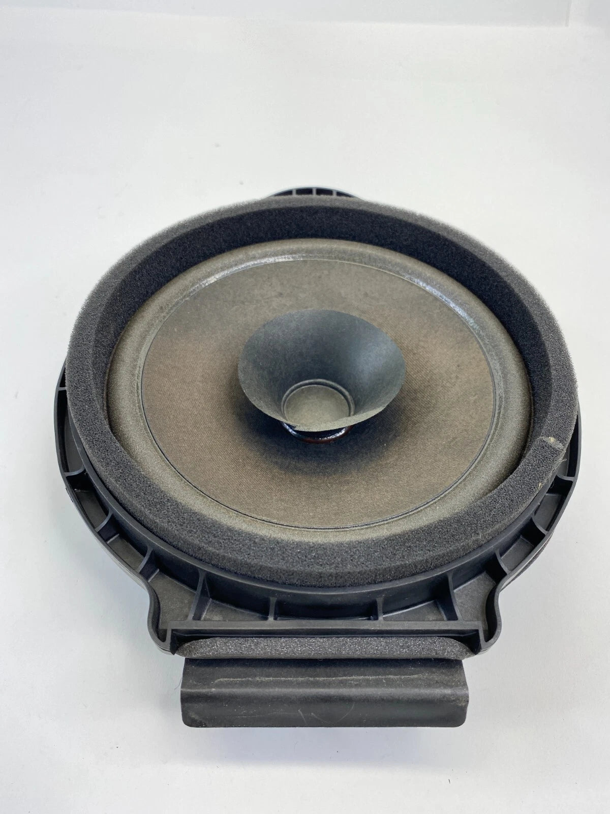 2011-2017 BUICK REGAL REAR LEFT SIDE DOOR SPEAKER AUDIO SOUND SYSTEM OEM