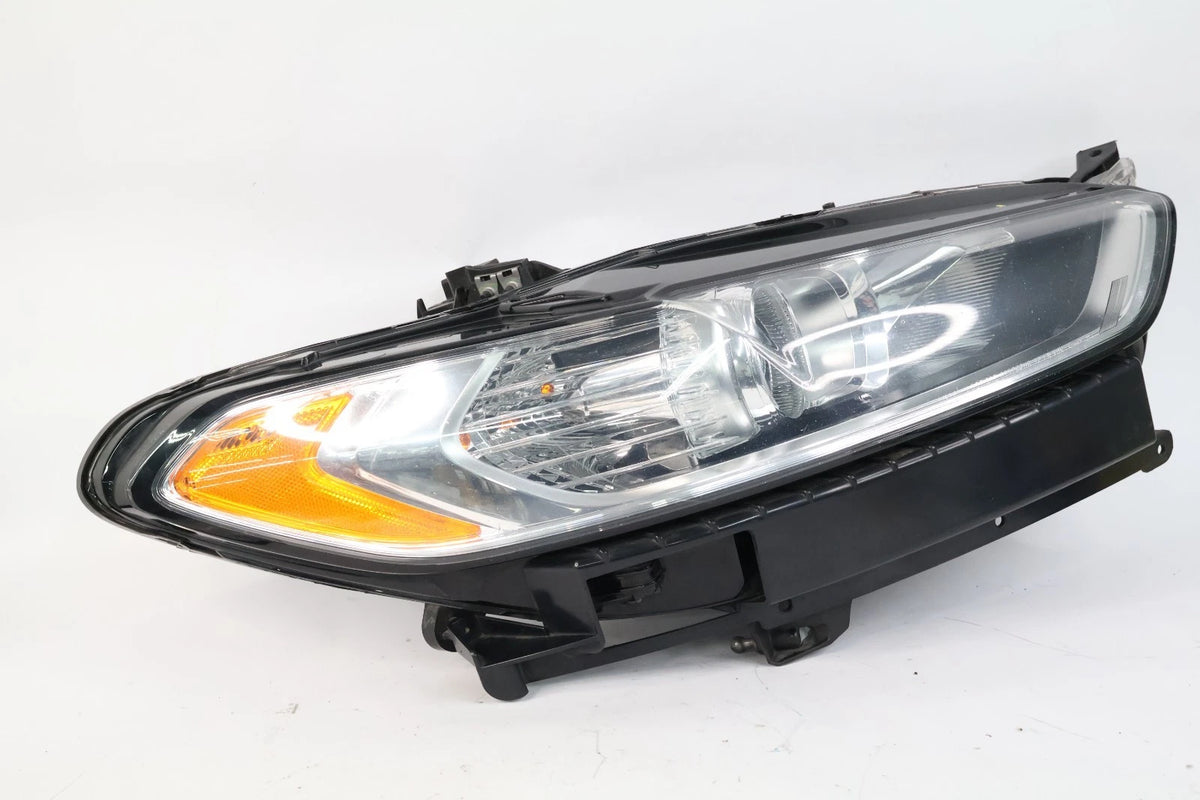 2013-2016 FORD FUSION FRONT RIGHT PASSENGER HEADLIGHT HEADLAMP HALOGEN OEM