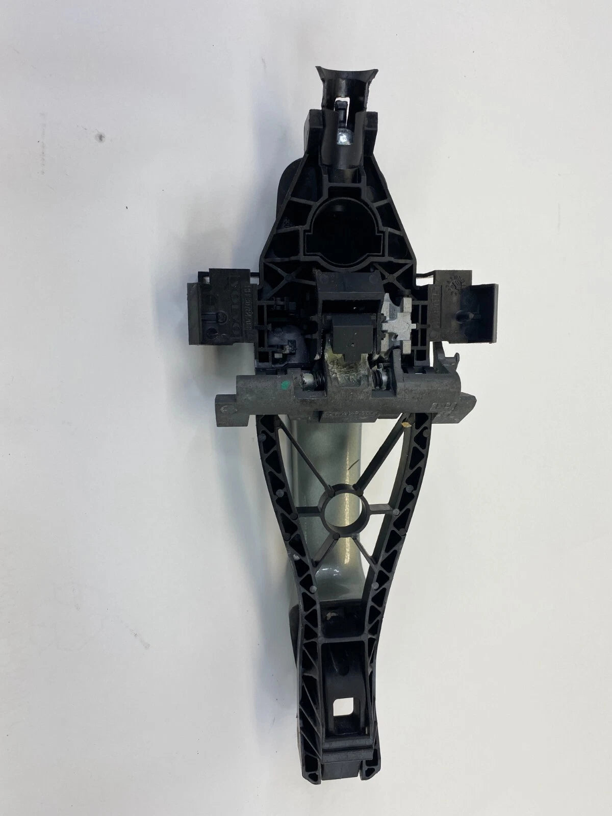 2008-2016 VOLVO XC70 REAR LEFT SIDE EXTERIOR DOOR HANDLE ASSY 30784202 OEM