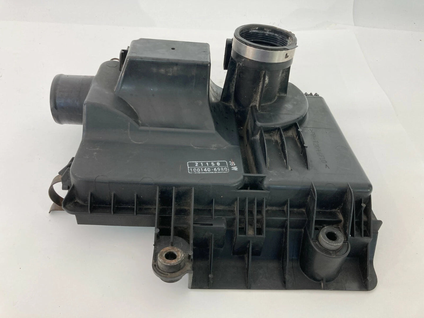 2004-2009 TOYOTA PRIUS 1.5L AIR INTAKE CLEANER BOX FILTER LOWER 1001406980