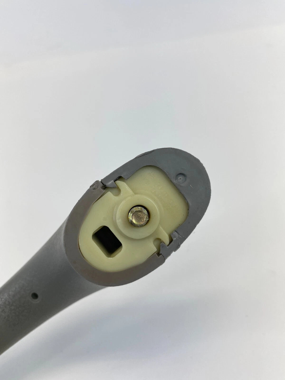2004 2005 TOYOTA RAV4 ROOF FRONT RIGHT PASSENGER INNER GRAB HANDLE OEM