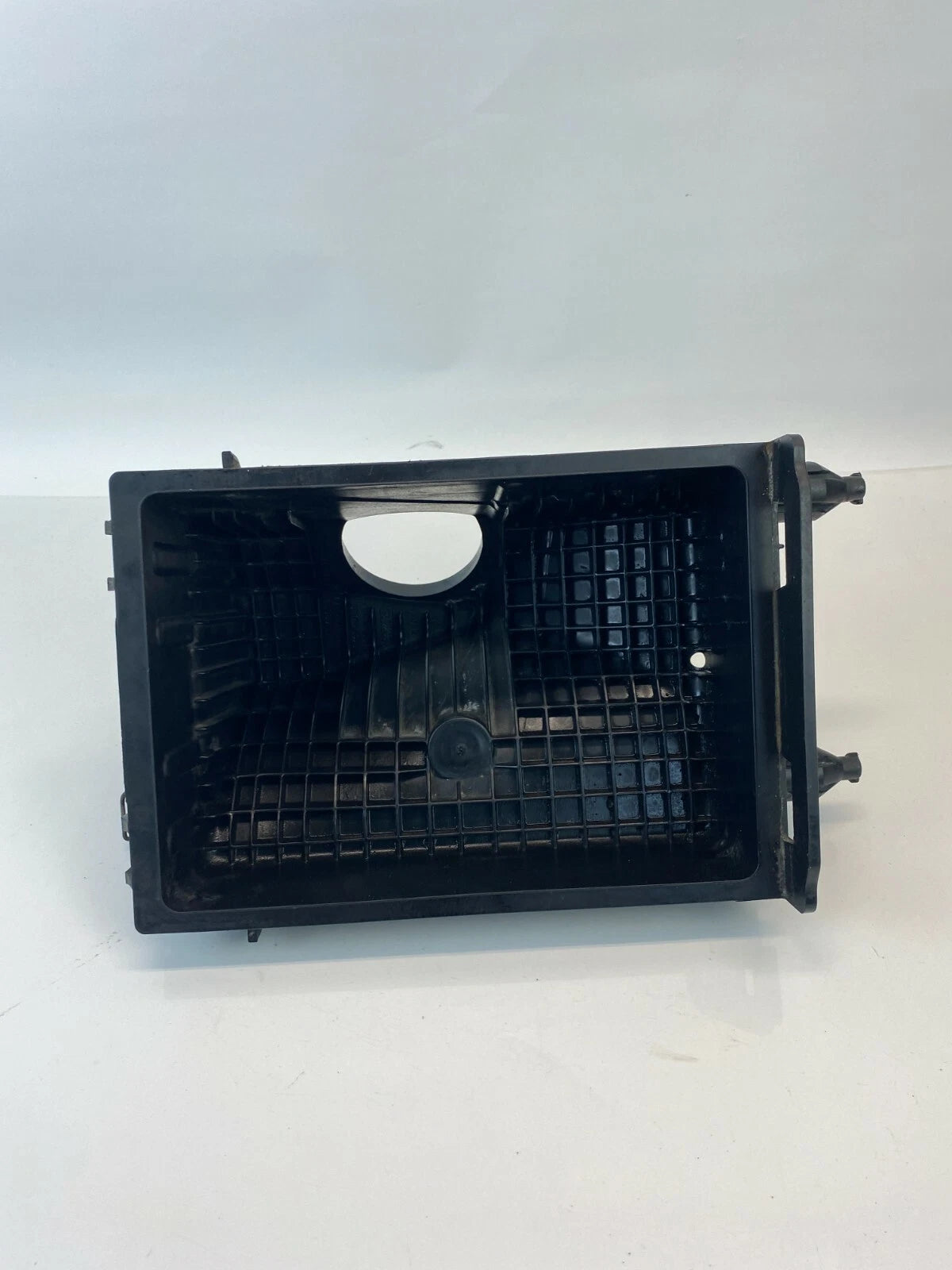 2005-2008 MERCURY MARINER 3.0L LOWER AIR INTAKE CLEANER BOX HOUSING OEM
