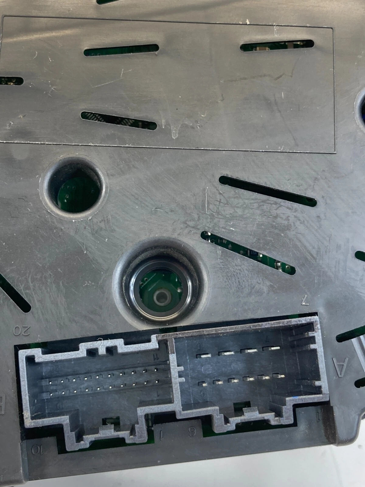 10 CHRYSLER TOWN & COUNTRY MPH AT SPEEDOMETER INSTRUMENT CLUSTER 195K MILES OEM