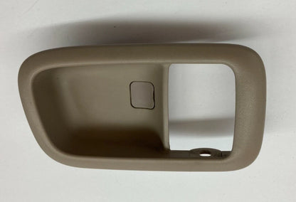 1997-2001 LEXUS ES300 FRONT RR RIGHT PASSENGER INSIDE DOOR HANDLE BEZEL TRIM OEM