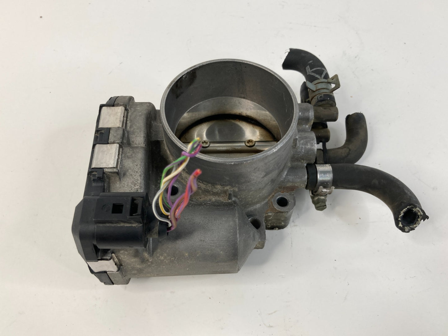 2000-2004 Audi A6 Quattro 2.0L L4 Throttle Body Throttle Valve Assembly OEM