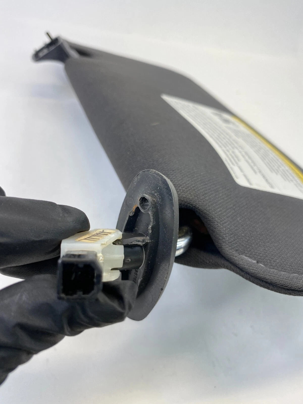 2008 FORD ESCAPE RIGHT PASSENGER SUNVISOR SUN VISOR W ILLUMINATION OEM