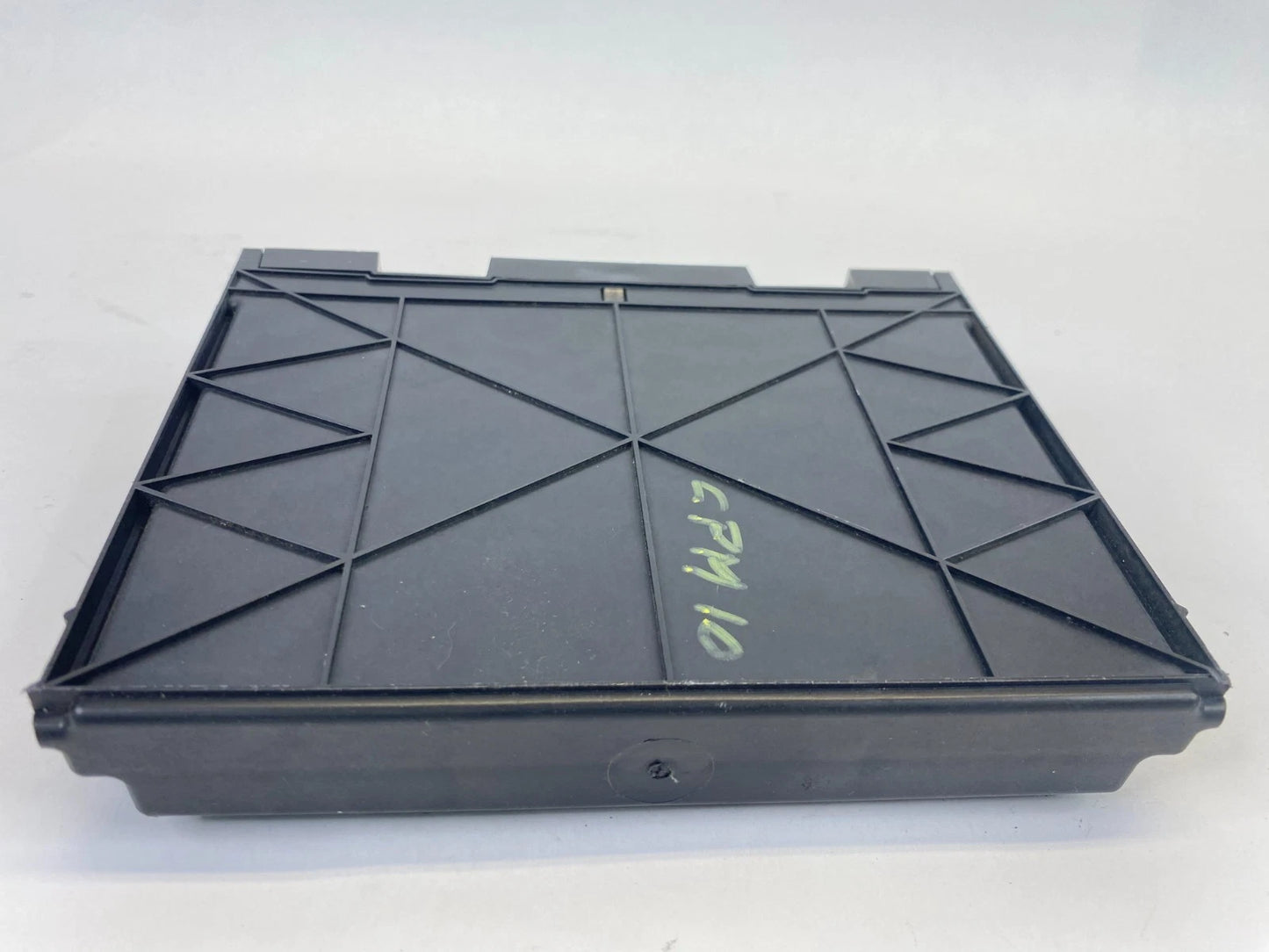 2010 2011 CHEVY EQUINOX TERRAIN BODY COMPUTER CONTROL MODULE BCM 13578704 OEM