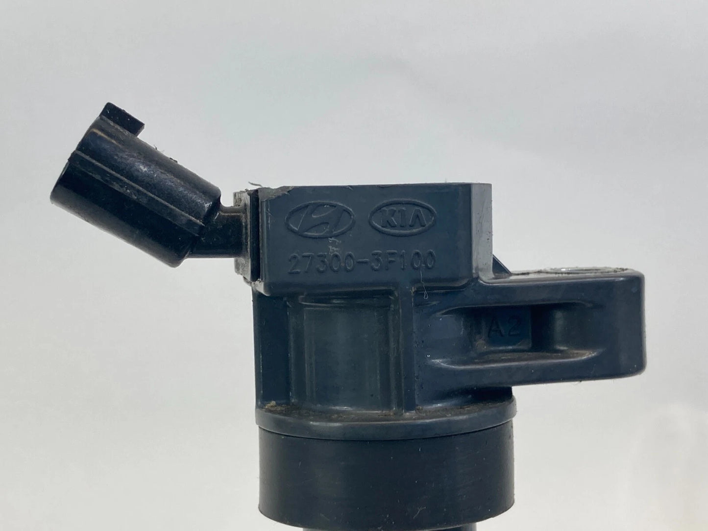 2010-2015 HYUNDAI TUCSON 2.4L L4 16V IGNITION COIL ASSEMBLY 273003F100 OEM