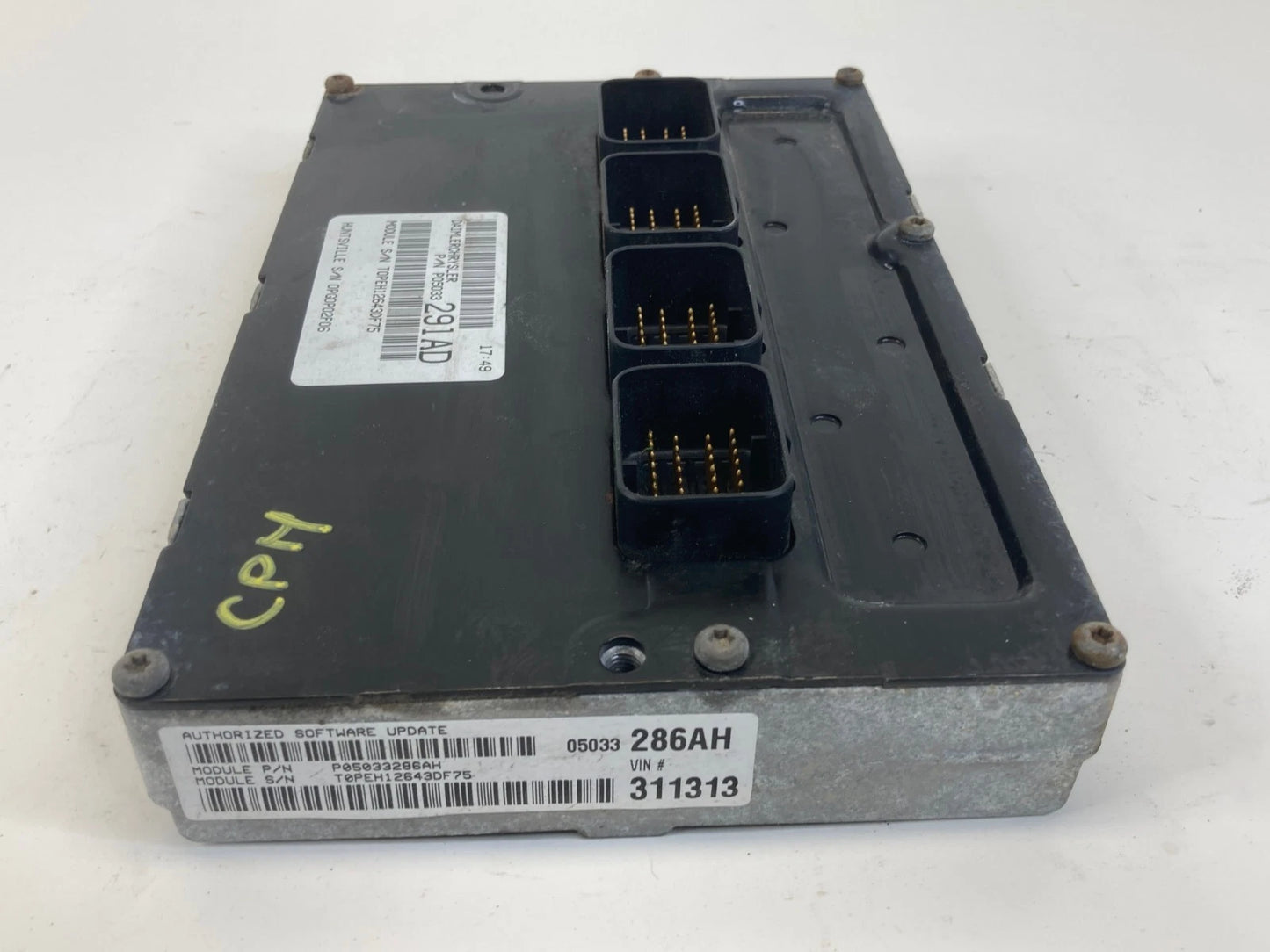 04 CHRYSLER PT CRUISER 2.4L POWERTRAIN ENGINE CONTROL MODULE PCM ECU 5033291AD