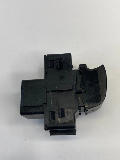 2008-2011 FOCUS FOCUS REAR RIGHT BACK DOOR POWER WINDOW SWITCH 8L8T-14529-ABW