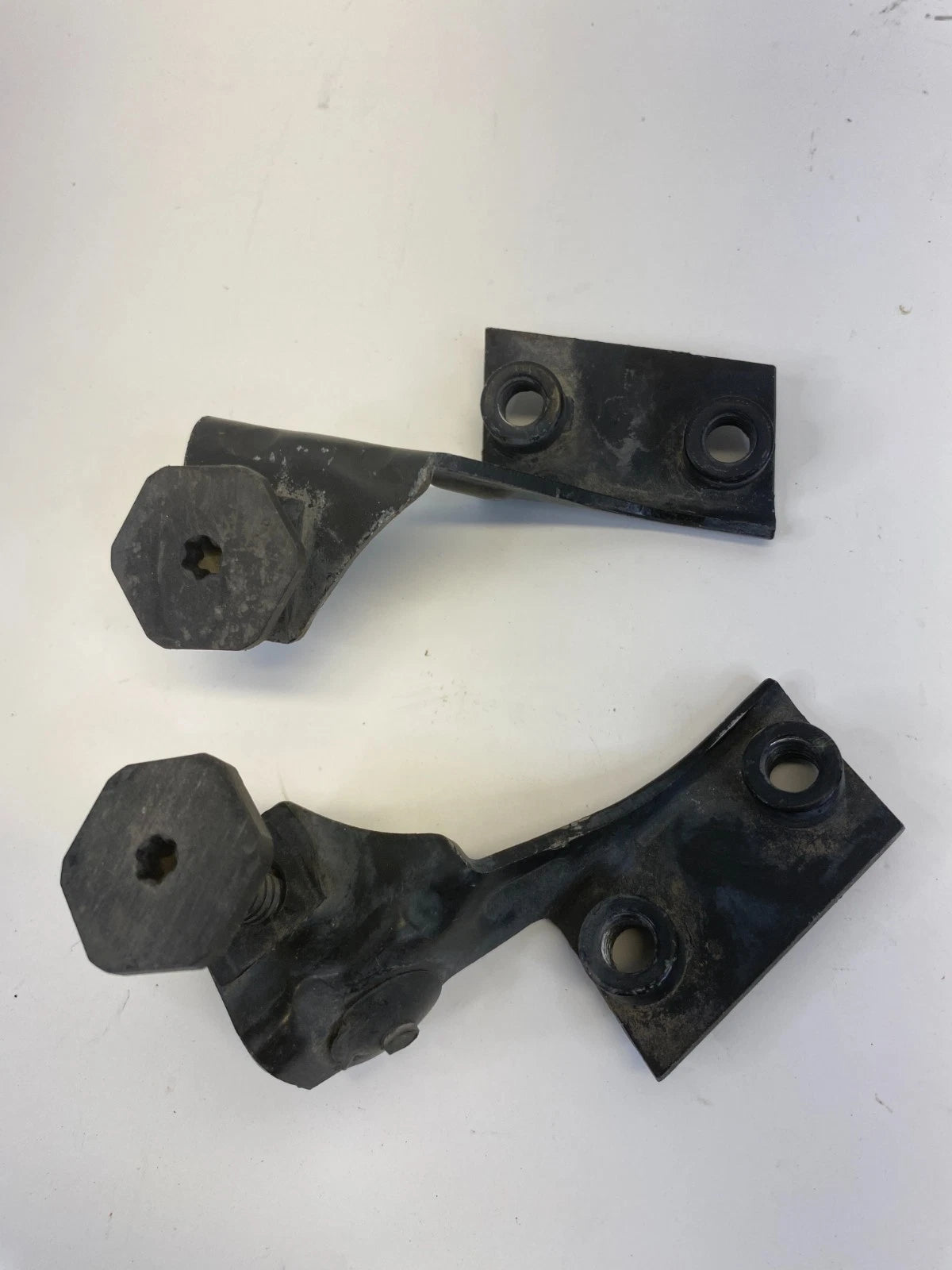 2008-2012 AUDI A5 QUATTRO FRONT BUMPER BRACKET SUPPORT PAIR SET LH & RH OEM