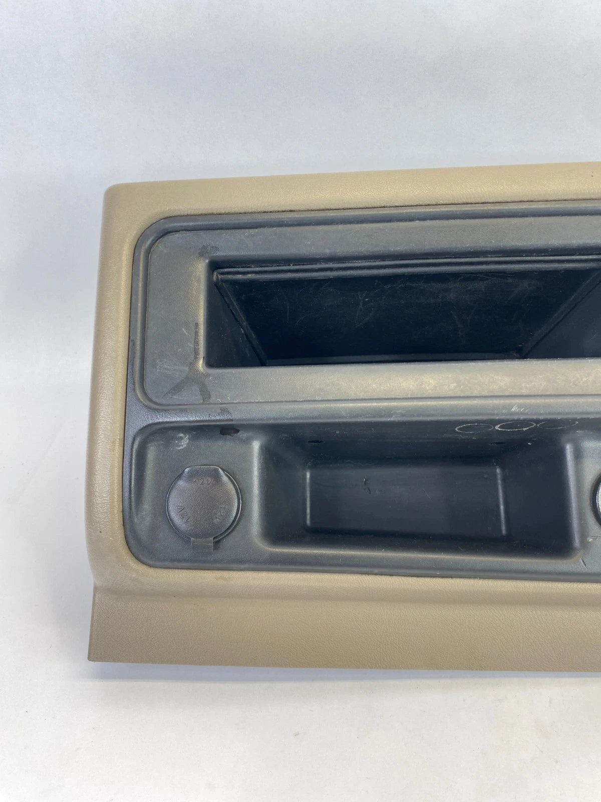 2003-2006 CHEVROLET TAHOE SIERRA YUKON DASH CENTER CUBBY INSERT STORAGE OEM