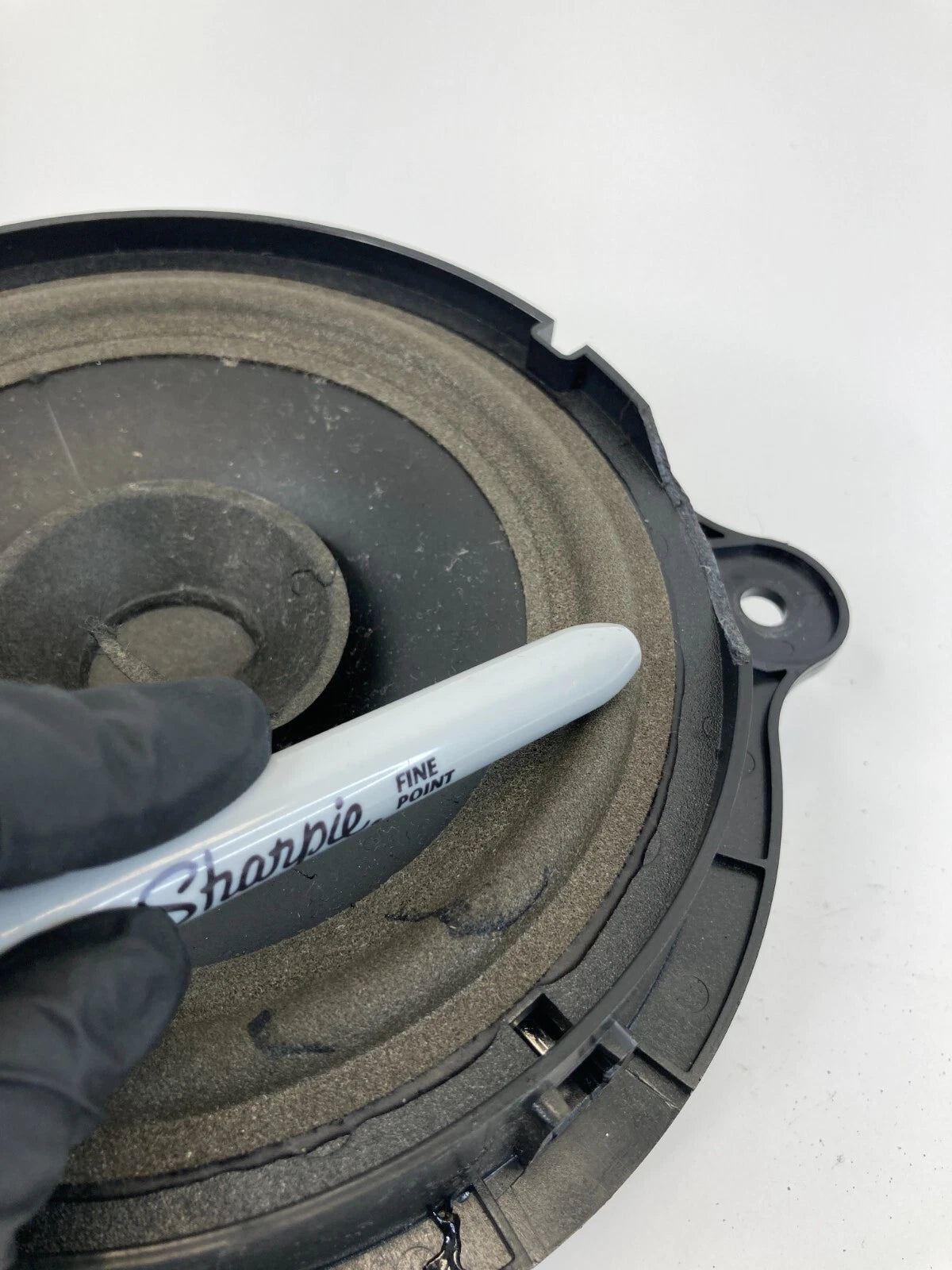 2008-2010 NISSAN ROGUE REAR LEFT SIDE DOOR SPEAKER AUDIO ASSEMBLY 28156-JM00A
