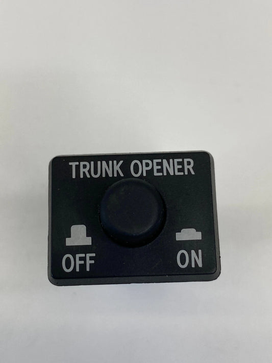 03-05 MAZDA6 MAZDA 6 SEDAN TRUNK LID OPENER LID BUTTON CONTROL SWITCH 15A257 OEM