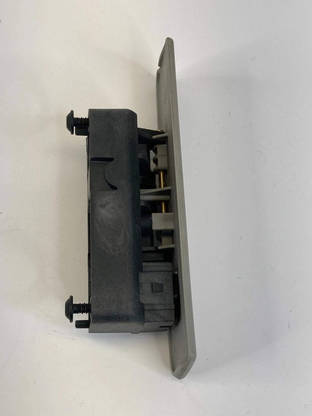 2009-2014 VOLKSWAGEN ROUTAN GLOVE BOX STORAGE COMPARTMENT HANDLE LATCH OEM