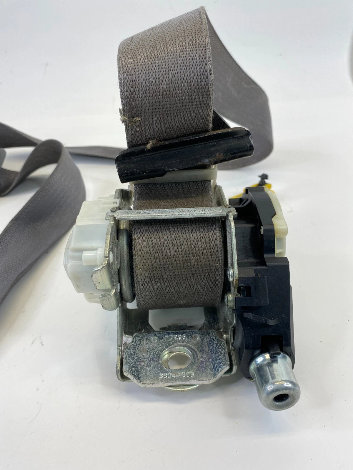 2009 2010 VOLKSWAGEN ROUTAN FRONT LEFT SIDE SEAT BELT RETRACTOR P0ZV692D5AD OEM