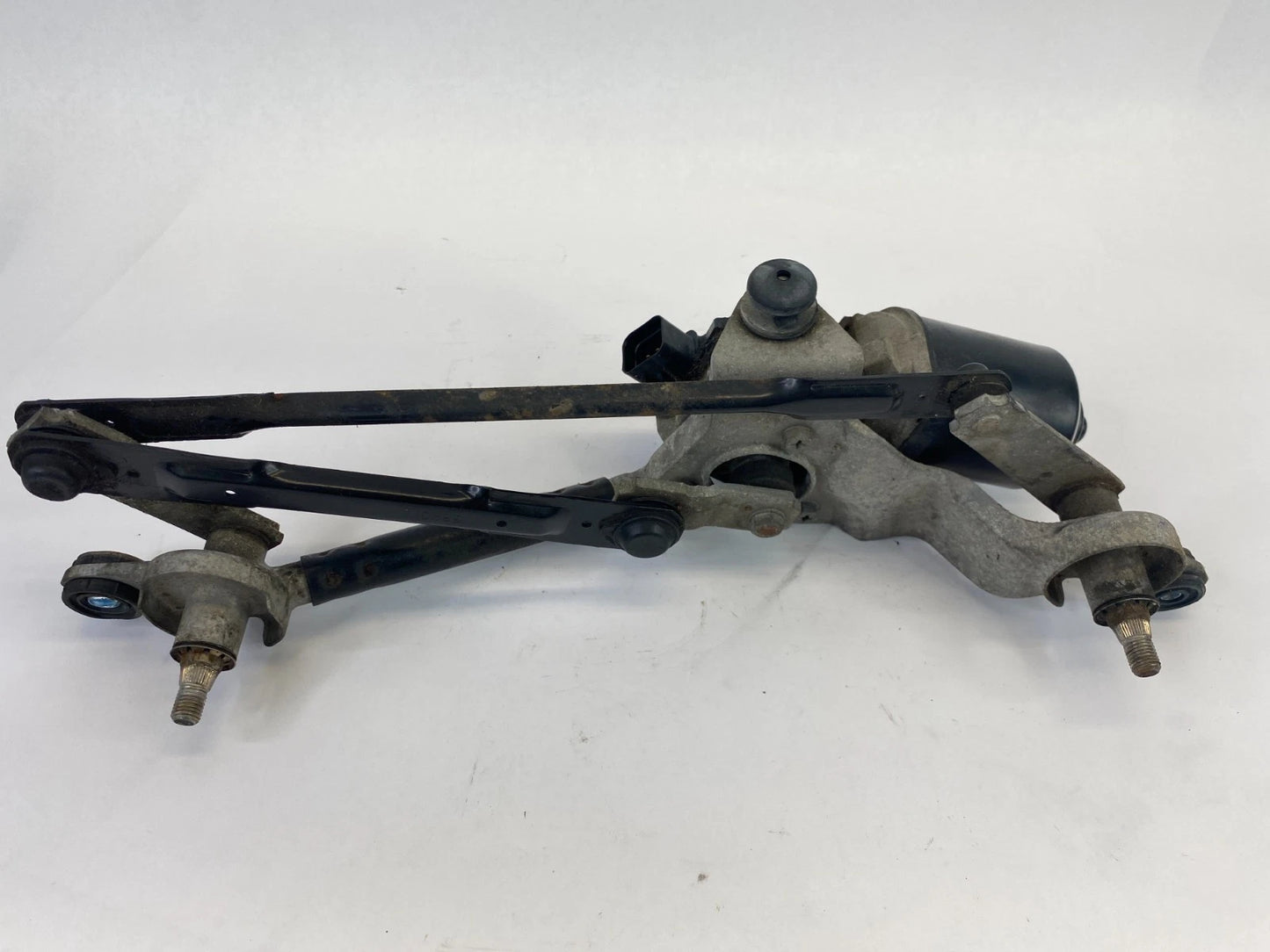 2011-2016 HYUNDAI ELANTRA FRONT WINDSHIELD WIPER MOTOR W LINKAGE 98110-3X000 OEM