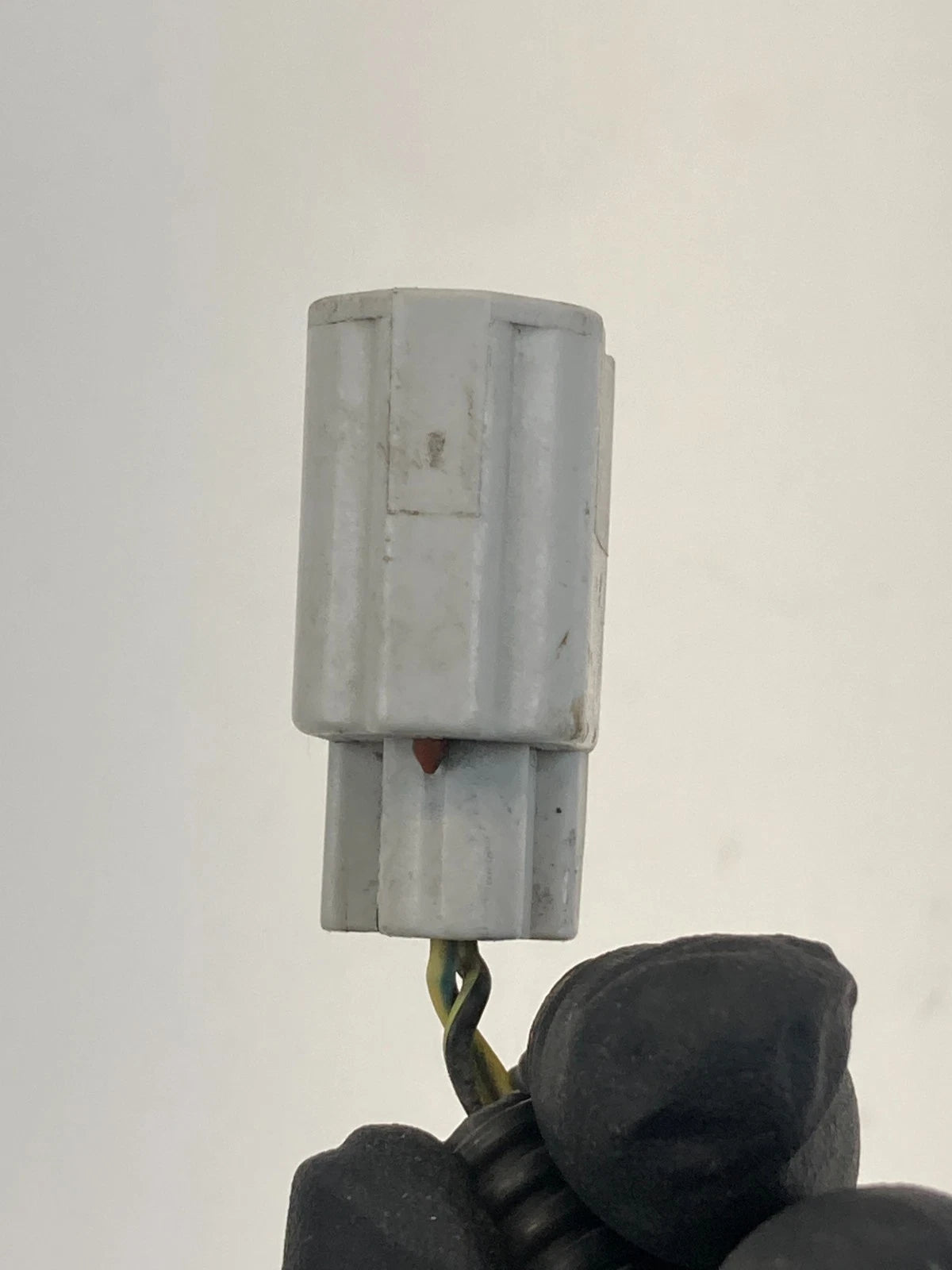 2013-2026 FORD ESCAPE SIDE CLEARANCE LIGHT BULB SOCKET WIRE PLUG CONNECTOR OEM