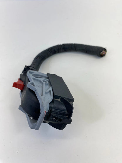 10-12 Hyundai Santa Fe 4WD AT ABS Anti-Lock Brake Cable Plug Connector 13598002