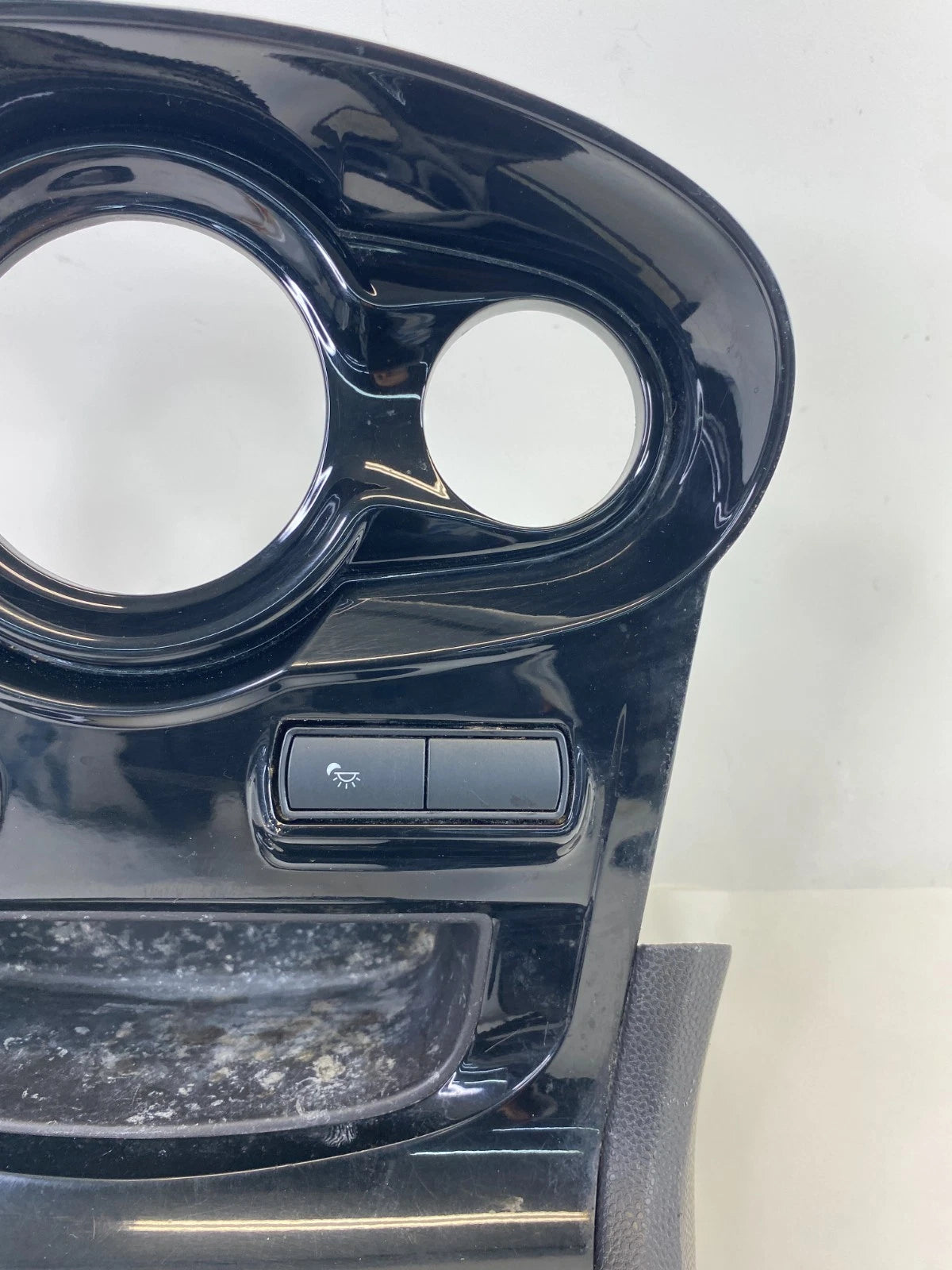 2014 2015 Ford Fiesta AT Gear Shift Shifter Surround Trim Bezel AE83-18D422-B