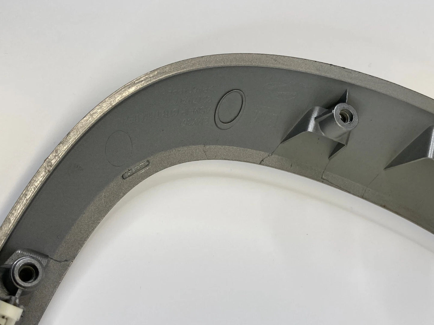 2013-2015 CHEVROLET MALIBU CENTER DASH RADIO BEZEL TRIM SURROUND MOLDING OEM