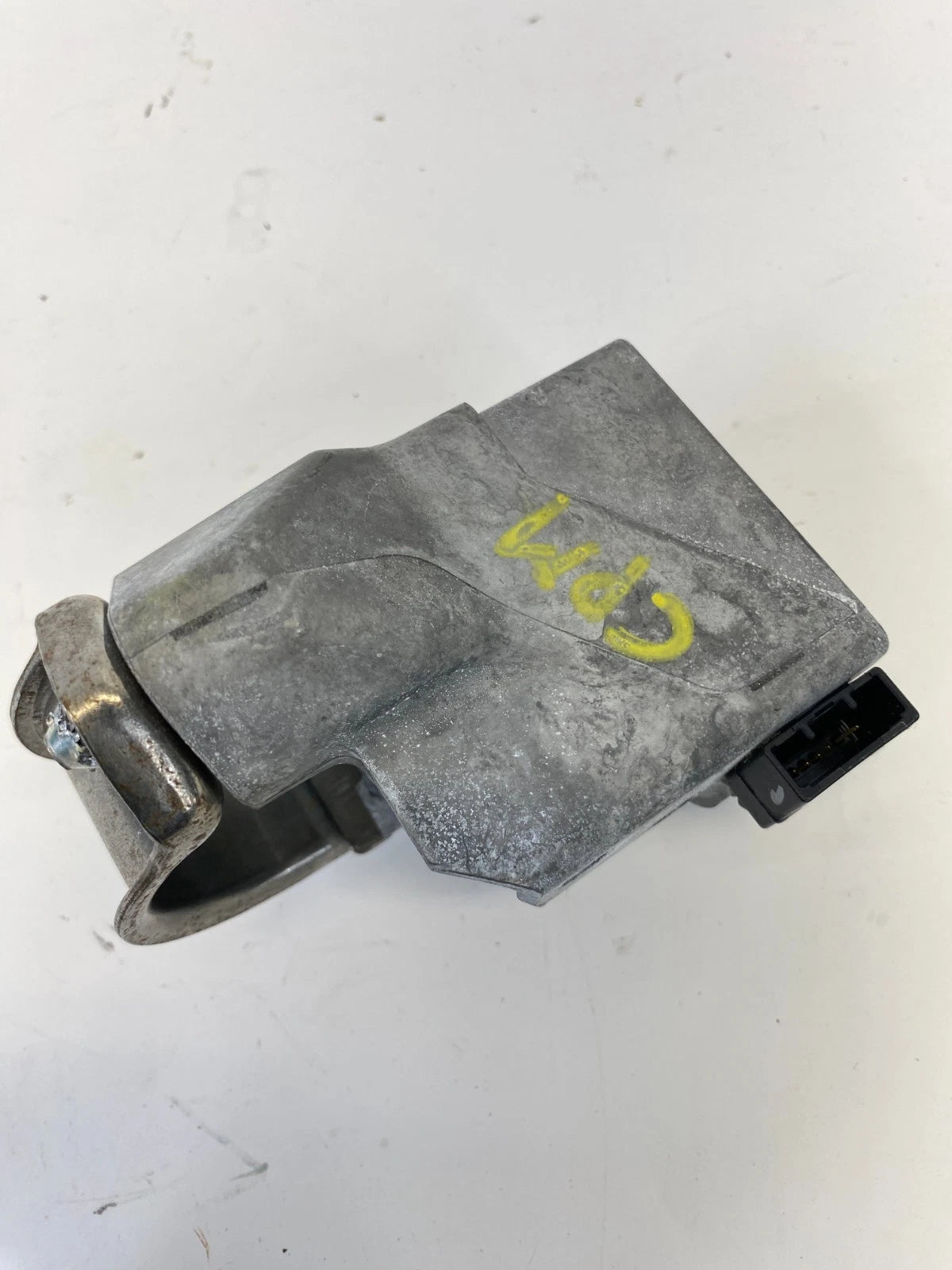 2014-2019 TOYOTA COROLLA STEERING COLUMN IGNITION LOCK MODULE OEM 45020-02-9