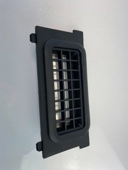 2005 2006 INFINITI G35 REAR CENTER CONSOLE INNER AC VENT GRILLE COVER 96912AC700