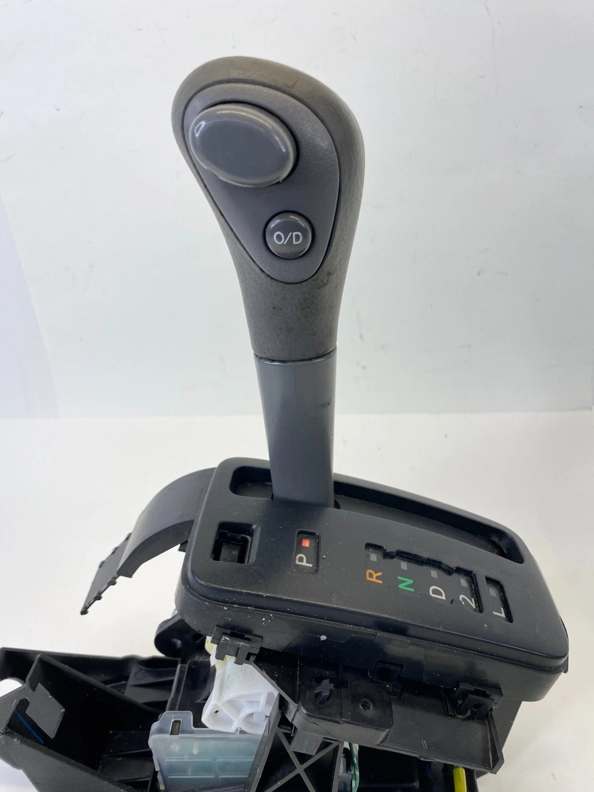 2003-2008 TOYOTA COROLLA 1.8L AUTOMATIC FLOOR GEAR SHIFTER LEVER HANDLE ASSY OEM