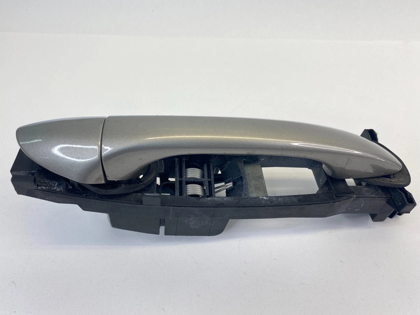 2003-2005 MERCEDES-BENZ E320 SEDAN REAR RIGHT SIDE EXTERIOR OUTER DOOR HANDLE