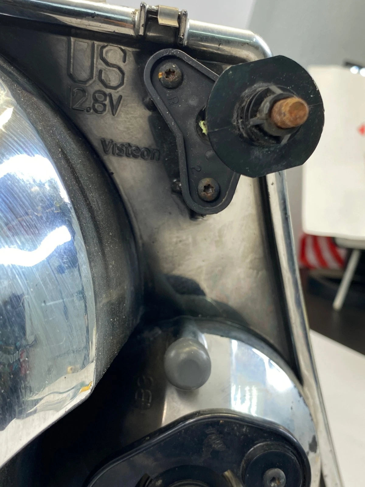 2002-2005 FORD EXPLORER FRONT DRIVER LH INNER HEADLIGHT OEM FACTORY 1L2X-13006-A