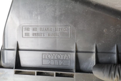2007-2018 TOYOTA YARIS 1.5l AIR INTAKE CLEANER UPPER BOX COVER 17812-21010 OEM