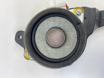 13-16 Hyundai Santa Fe Sport Rear Left Side Door Speaker Audio Sound 96360-2W100