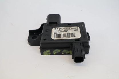 2011-2014 HYUNDAI ACCENT FRONT RIGHT PASSENGER SEAT OCCUPANT CONTROL MODULE OEM