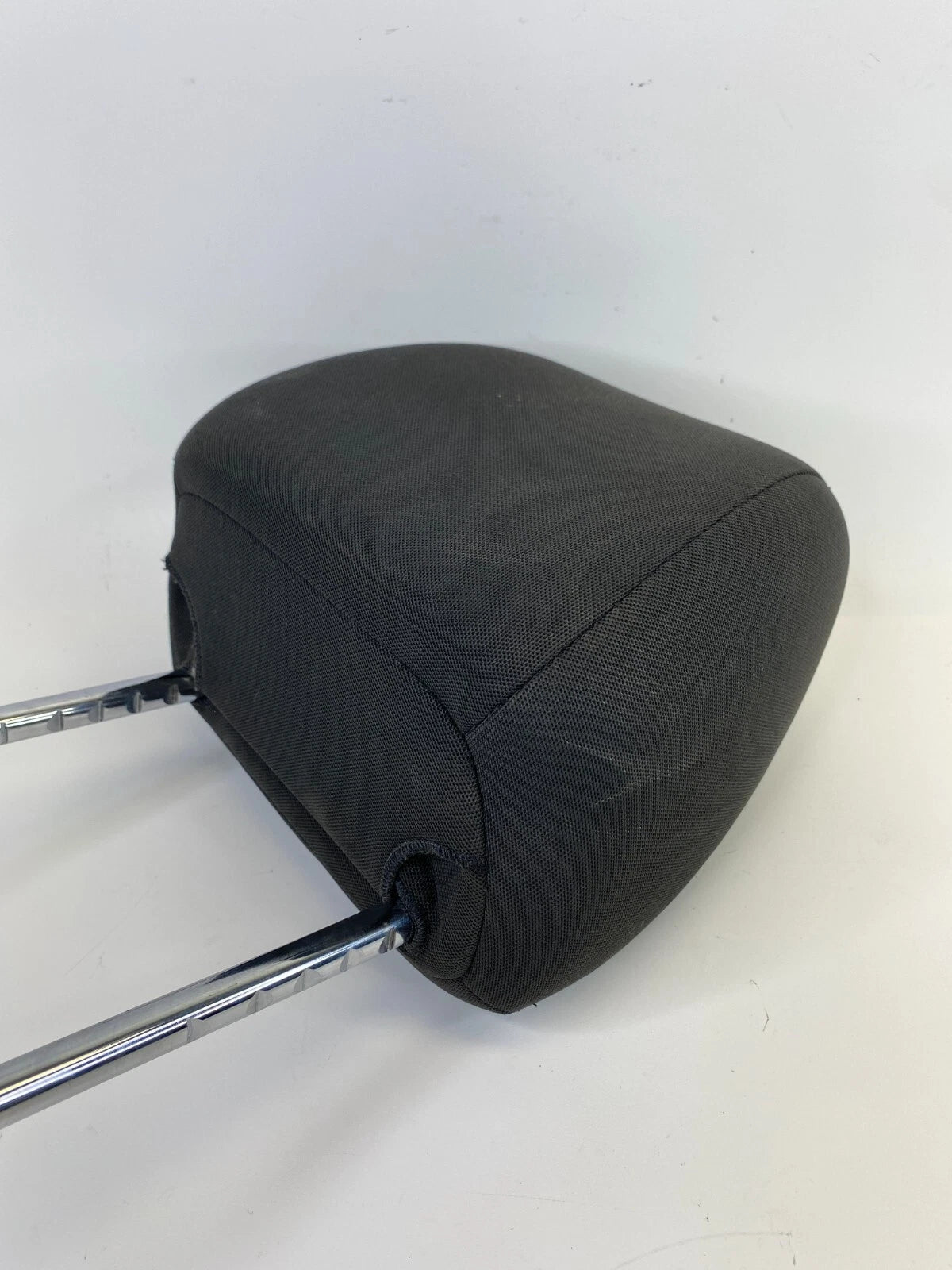 2016 CHEVROLET CRUZE LIMITED FRONT RIGHT PASSENGER SEAT HEADREST HEAD REST OEM