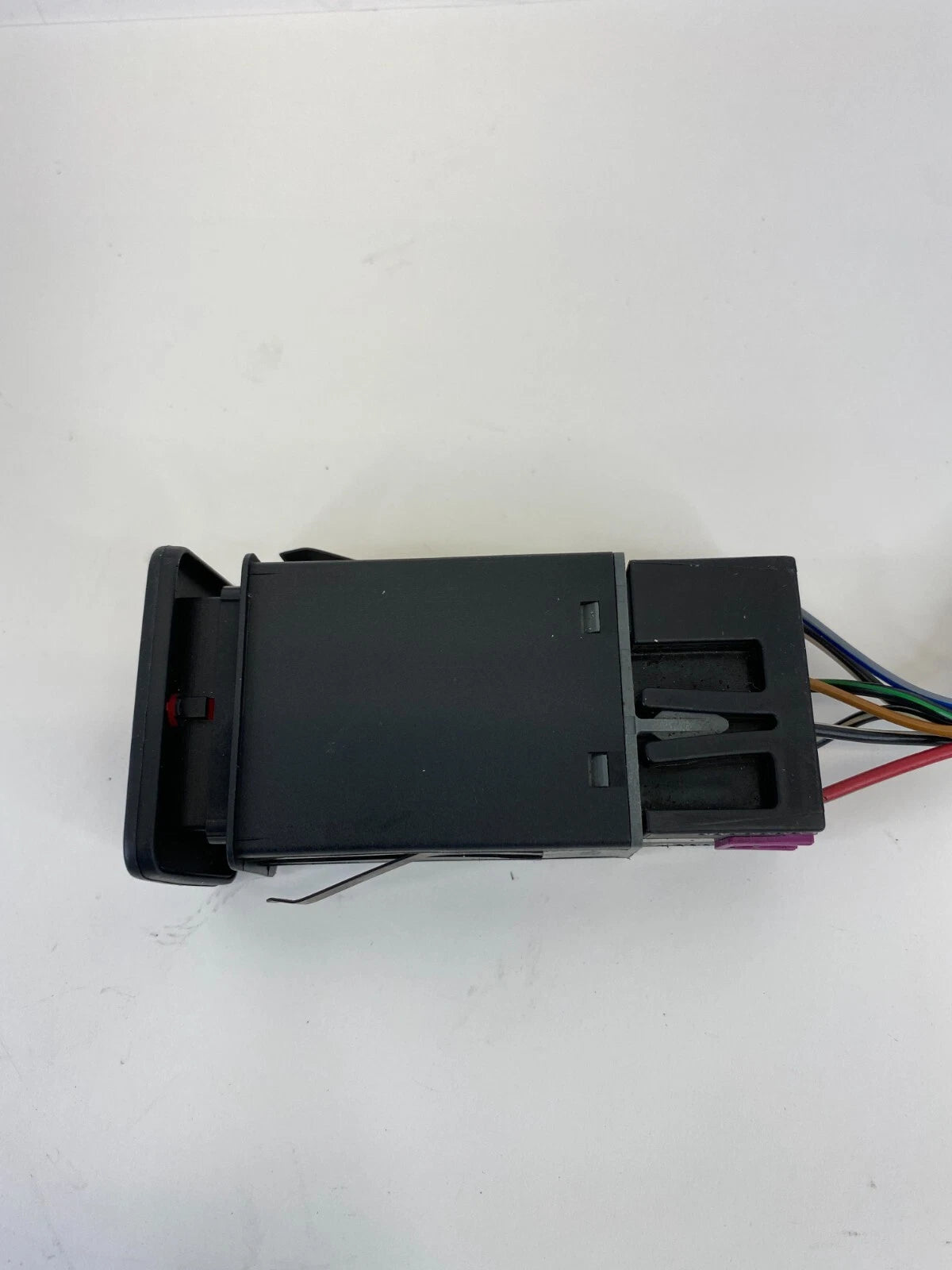 99-05 VOLKSWAGEN JETTA EMERGENCY HAZARD LIGHT CONTROL BUTTON SWITCH 1J0953235J