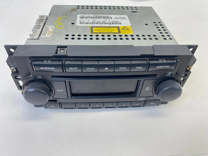 2005-2006 CHRYSLER 300 RADIO AM FM CD PLAYER RECEIVER P05064030AM OEM FACTORY