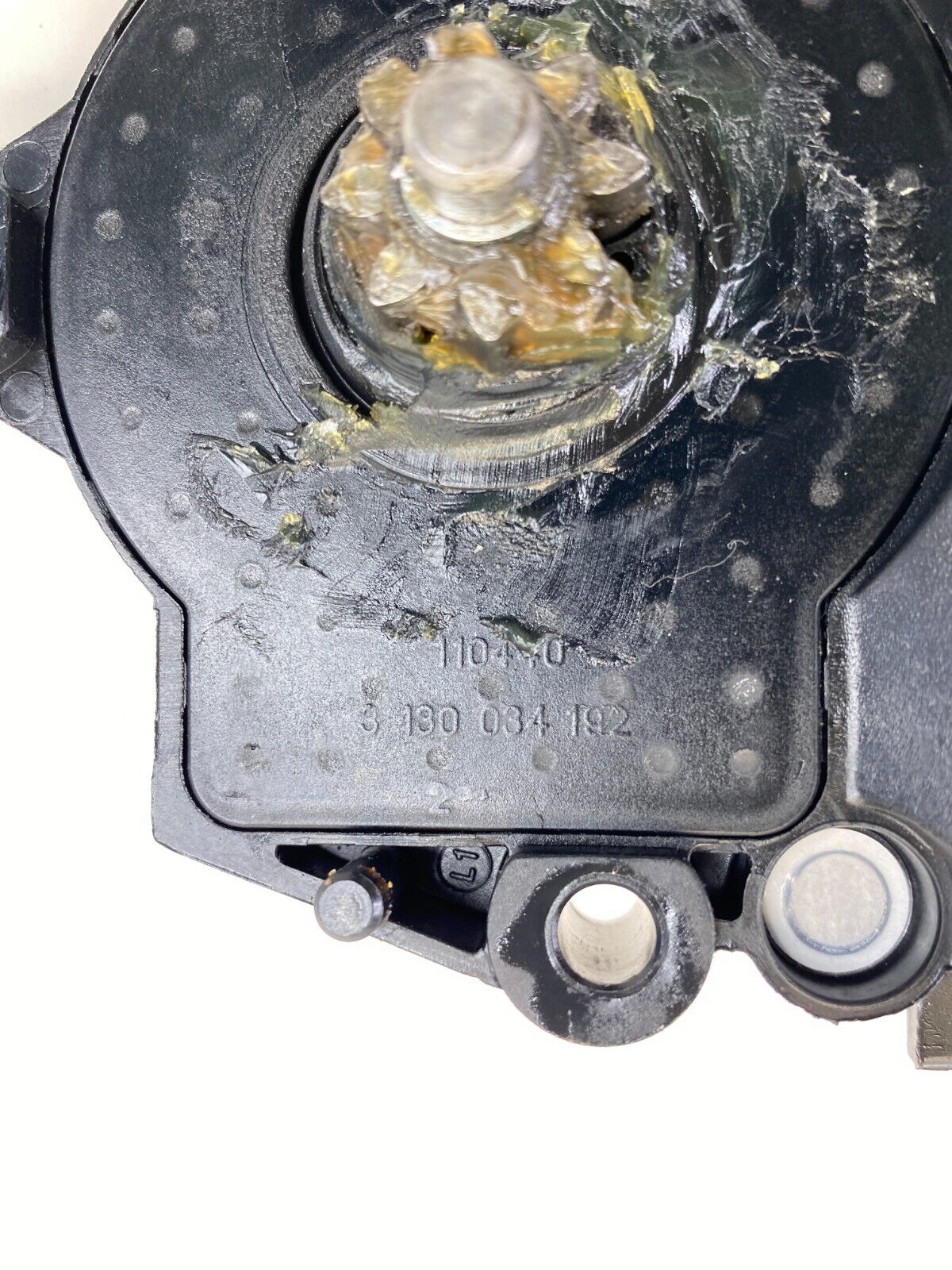 2005-2009 Hyundai Tucson Front Left Driver Side Door Window Motor 3180034192 OEM