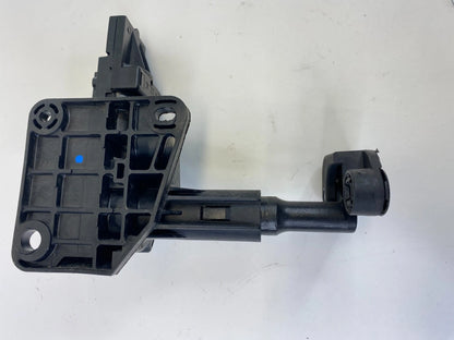 2001-2016 CHRYSLER TOWN & COUNTRY REAR RIGHT QUARTER HANDLE POWER WINDOW