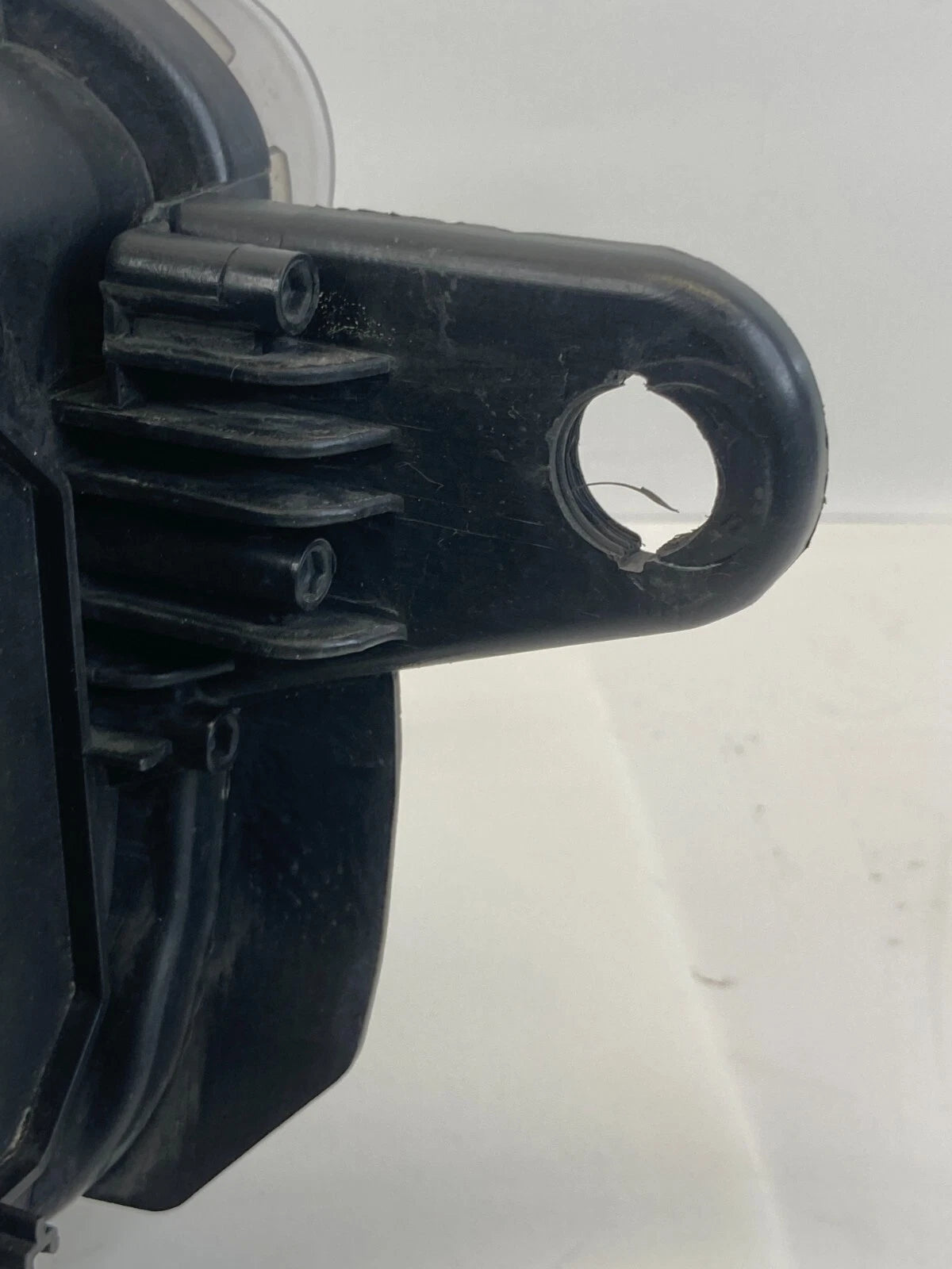 2009-2012 VOLKSWAGEN CC FR RIGHT PASSENGER HEADLIGHT HEADLAMP 20905300 AFTERMKT