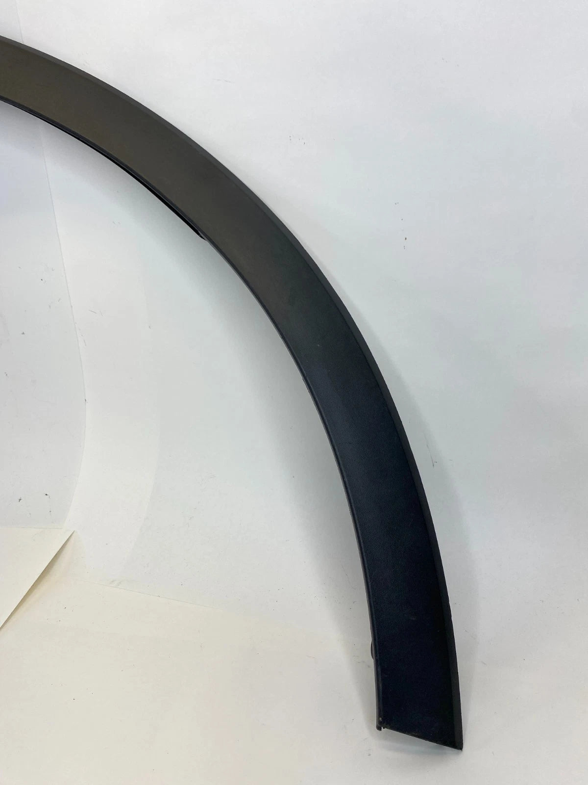 16-19 FORD INTERCEPTOR UTILITY FR RH SIDE FENDER FLARE WHEEL ARCH TRIM MOLDING