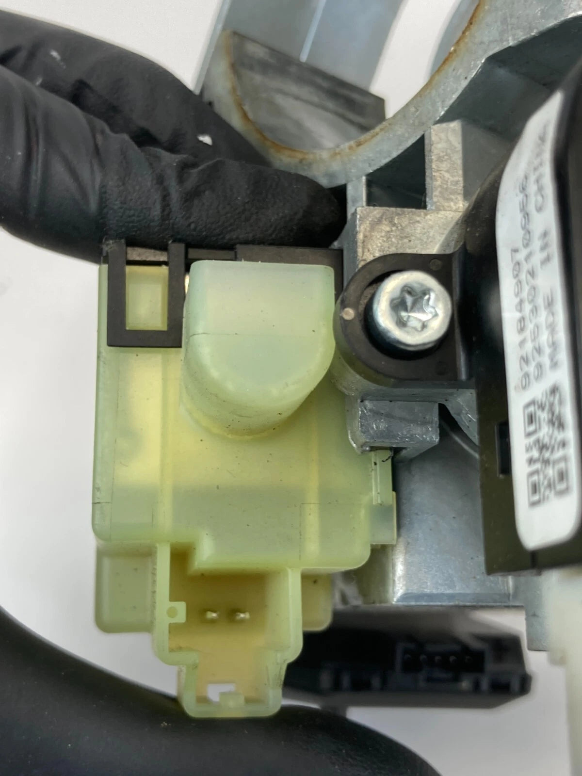 07-16 ACADIA 08-17 BUICK ENCLAVE IGNITION SWITCH LOCK CYLINDER W/ KEY 25957937